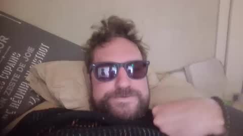 robinouhot online show from March 28, 2026, 7:08 am