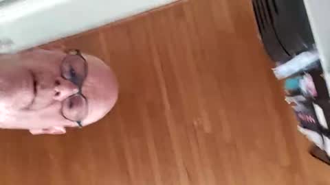 robke1966 online show from February 15, 2026, 7:51 am