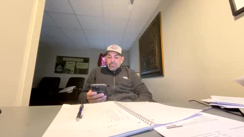 roblatino12 online show from January 11, 2025, 6:01 pm