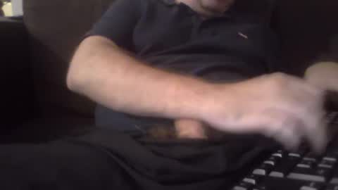 robmutant online show from January 19, 2025, 8:39 am