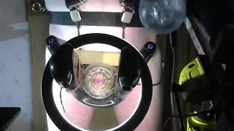 Robodickmilker online show from February 18, 2025, 3:31 am