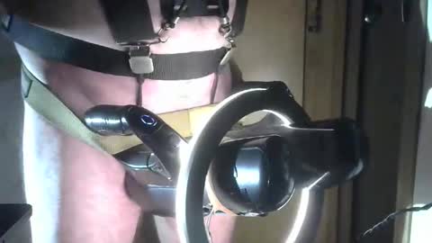 Robodickmilker online show from December 4, 2025, 7:44 pm