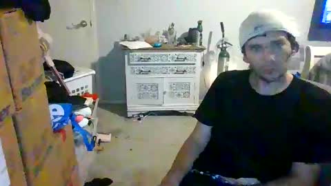 Snapshot of robwit8 chatting on December 2, 2025, 12:27 am Rob witha 8 online show from December 2, 2025, 12:27 am