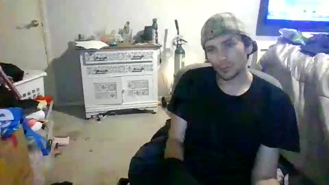 Snapshot of robwit8 chatting on December 2, 2025, 8:04 pm Rob witha 8 online show from December 2, 2025, 8:04 pm