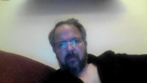 Snapshot of robx32 chatting on November 2, 2025, 4:37 am Rob online show from November 2, 2025, 4:37 am