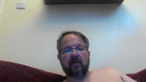 Snapshot of robxx32 chatting on May 22, 2026, 11:05 am robxx32 online show from May 22, 2026, 11:05 am