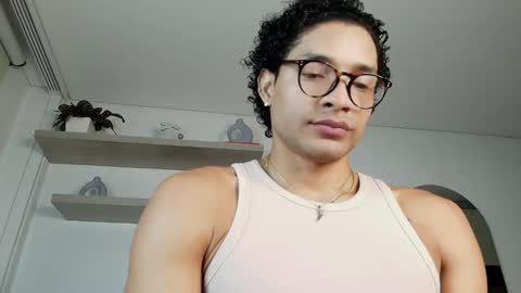 roby_millerr online show from January 13, 2026, 11:54 pm