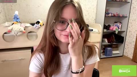 robynsentinella online show from February 20, 2026, 2:41 am