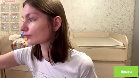 robynsentinella online show from March 19, 2026, 2:15 am