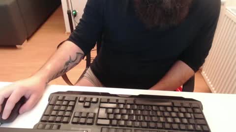 Snapshot of robzombi chatting on December 7, 2024, 5:53 pm Rockbart online show from December 7, 2024, 5:53 pm