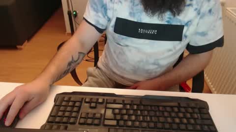 Snapshot of robzombi chatting on December 9, 2024, 5:08 pm Rockbart online show from December 9, 2024, 5:08 pm