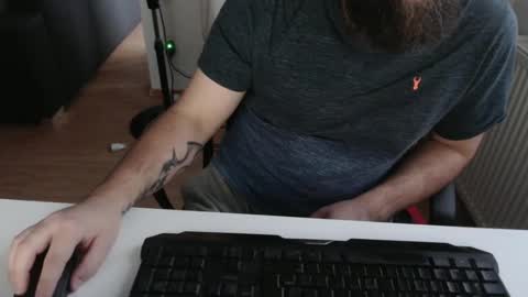 Snapshot of robzombi chatting on December 13, 2024, 8:20 am Rockbart online show from December 13, 2024, 8:20 am