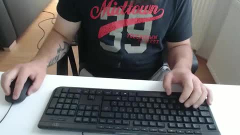 Snapshot of robzombi chatting on September 11, 2025, 4:40 pm Rockbart online show from September 11, 2025, 4:40 pm