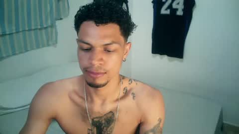 Snapshot of rocco99xx chatting on October 23, 2025, 2:49 pm Rocco online show from October 23, 2025, 2:49 pm