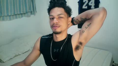 Snapshot of rocco99xx chatting on November 3, 2025, 1:01 pm Rocco online show from November 3, 2025, 1:01 pm