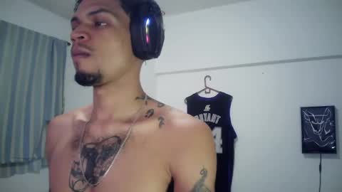 Snapshot of rocco99xx chatting on November 6, 2025, 1:28 am Rocco online show from November 6, 2025, 1:28 am