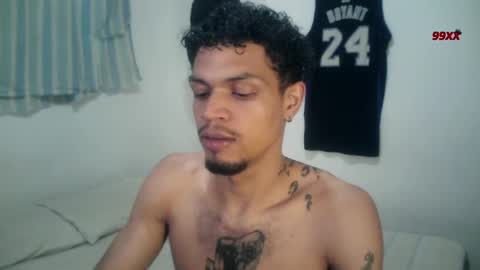 Snapshot of rocco99xx chatting on November 22, 2025, 1:04 am Rocco online show from November 22, 2025, 1:04 am