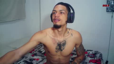 Rocco online show from December 17, 2025, 2:23 pm