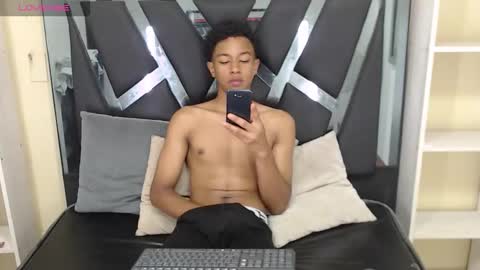 ROCCO  online show from October 6, 2025, 7:22 pm