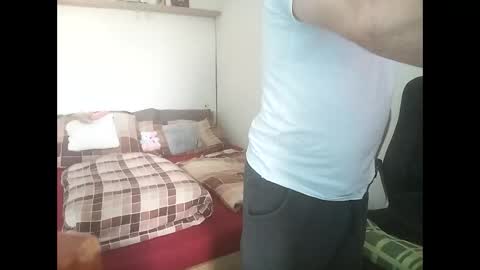 Snapshot of roccoandsamanthaxx chatting on April 26, 2026, 12:58 pm Roccoandsamanthaxx online show from April 26, 2026, 12:58 pm