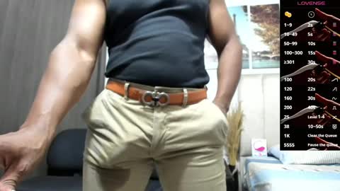 Snapshot of roccoblack02 chatting on May 20, 2026, 1:23 am onlyfans user waga122 follow my accounts of Instagram Waga122 oficial twitter waga122 thanks you guys online show from May 20, 2026, 1:23 am