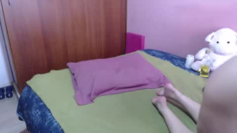 Snapshot of rochelle_xxx chatting on December 19, 2024, 8:34 pm Rochelle online show from December 19, 2024, 8:34 pm