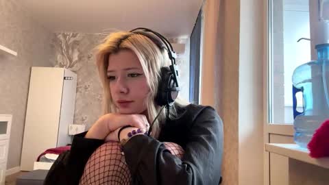Snapshot of rochellehouis chatting on February 9, 2026, 11:14 am Anny online show from February 9, 2026, 11:14 am