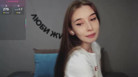 Snapshot of rocketsgirl chatting on October 13, 2025, 5:51 am rocketsgirl online show from October 13, 2025, 5:51 am