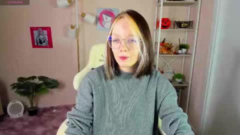 Snapshot of rockett_bunny chatting on November 21, 2025, 1:04 am Rockett online show from November 21, 2025, 1:04 am