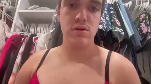 rocksta678914 online show from October 16, 2025, 2:18 pm