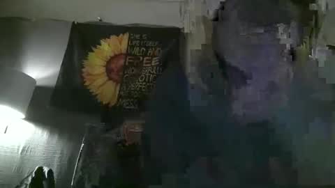 Rockstar Party4 2 online show from April 30, 2026, 12:44 pm