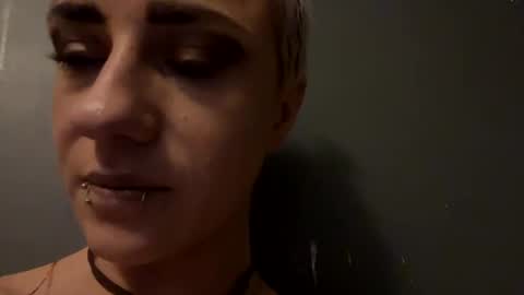 Snapshot of rockstarloverz chatting on February 2, 2025, 5:21 am RockstarLoverz online show from February 2, 2025, 5:21 am