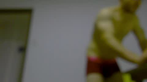 rocky muscle online show from April 12, 2026, 10:37 pm