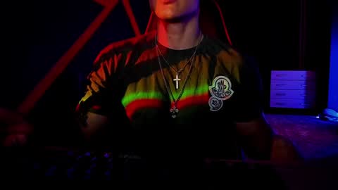 Snapshot of rodarri chatting on February 6, 2025, 9:38 pm MY NAME CAN SEE ALL MY CUM VIDEO BUY FAN SUB. online show from February 6, 2025, 9:38 pm