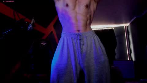 Snapshot of rodarri chatting on September 29, 2025, 6:51 am MY NAME CAN SEE ALL MY CUM VIDEO BUY FAN SUB. online show from September 29, 2025, 6:51 am