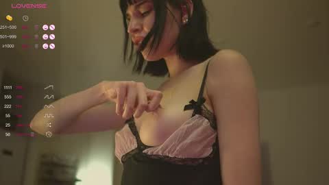 Snapshot of rodde_schlocer chatting on March 6, 2025, 8:48 pm Im Sevi online show from March 6, 2025, 8:48 pm