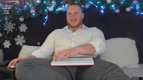Snapshot of roddy_riss chatting on December 12, 2024, 2:00 pm Roddy online show from December 12, 2024, 2:00 pm
