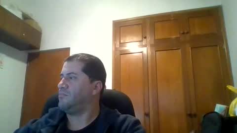Snapshot of rodfer chatting on May 22, 2026, 10:43 am Rodfer online show from May 22, 2026, 10:43 am