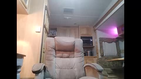 Snapshot of rodkirk45 chatting on February 8, 2025, 11:22 am Rodkirk41... online show from February 8, 2025, 11:22 am