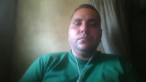 Snapshot of roger3600 chatting on October 26, 2025, 2:01 pm Roger online show from October 26, 2025, 2:01 pm