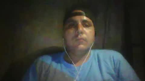 Snapshot of roger3600 chatting on November 14, 2025, 2:10 am Roger online show from November 14, 2025, 2:10 am