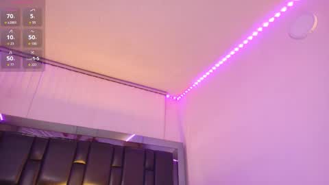 Snapshot of rohanalan_ chatting on February 24, 2026, 2:20 am Sof online show from February 24, 2026, 2:20 am