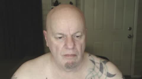 roinaz online show from February 10, 2025, 7:38 pm