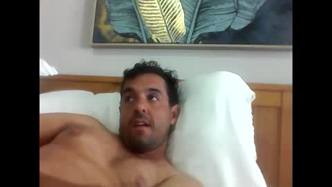 Snapshot of roller1987 chatting on September 29, 2025, 6:35 pm Roller Handsome online show from September 29, 2025, 6:35 pm