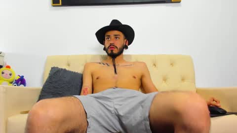 rolo martinez online show from October 11, 2025, 10:41 pm