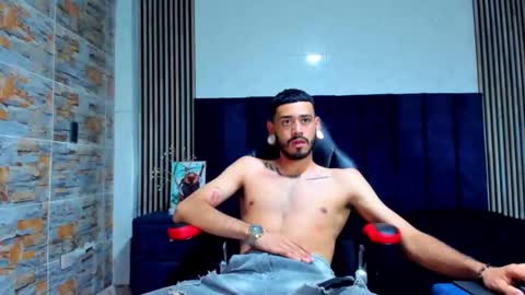 rolo martinez online show from October 27, 2025, 8:02 pm