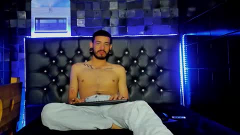 rolo martinez online show from November 8, 2025, 5:34 pm