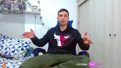 rolos_hot32 online show from November 9, 2025, 7:12 pm