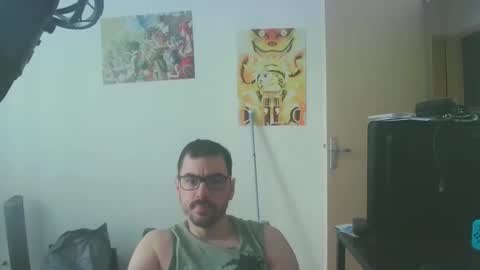 Snapshot of romainb72 chatting on March 7, 2025, 8:02 am romainb72 online show from March 7, 2025, 8:02 am