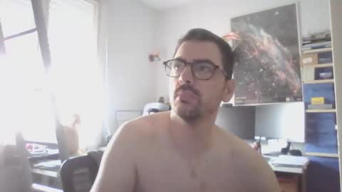 romainb72 online show from April 20, 2026, 6:27 am